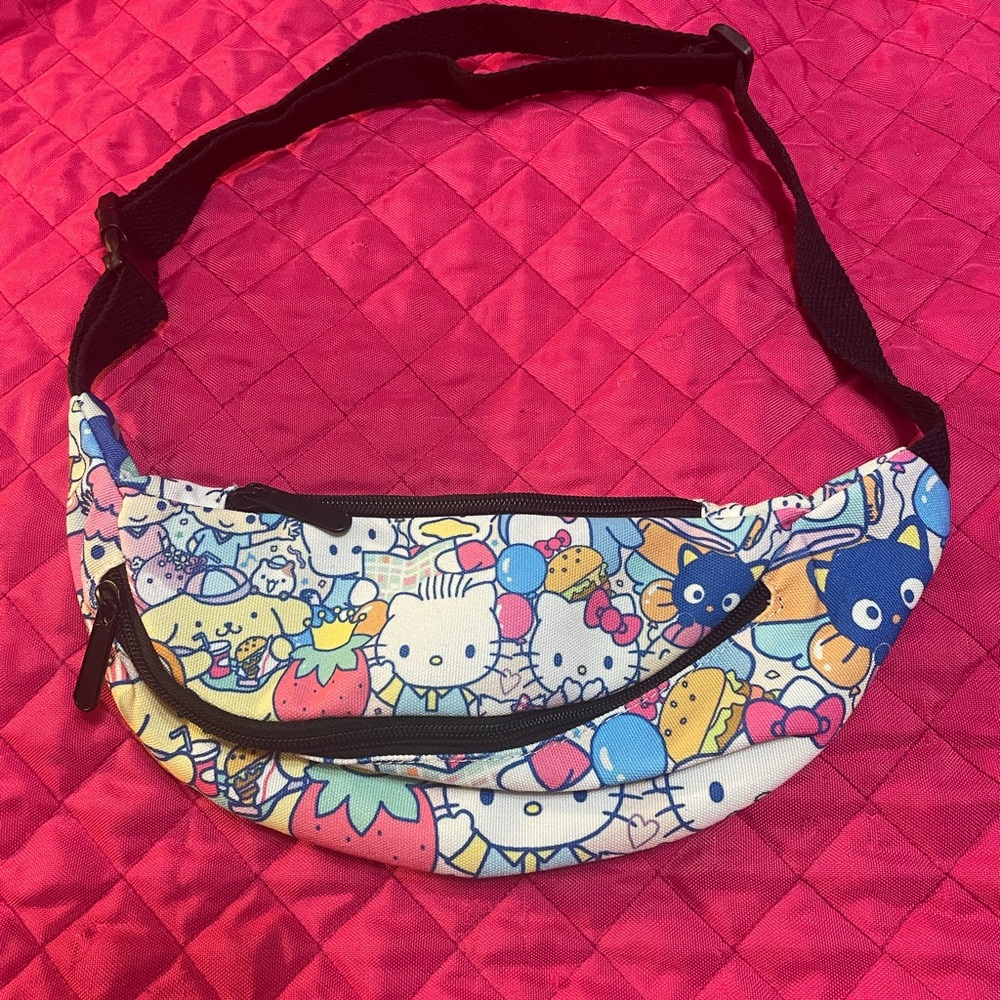 Hello Kitty Fanny pack - Picture 2 of 3